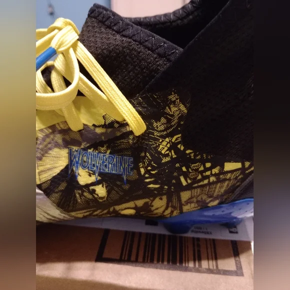ADIDAS PREDATOR MARVEL WOLVERINE CLEATS - Picture 10 of 13